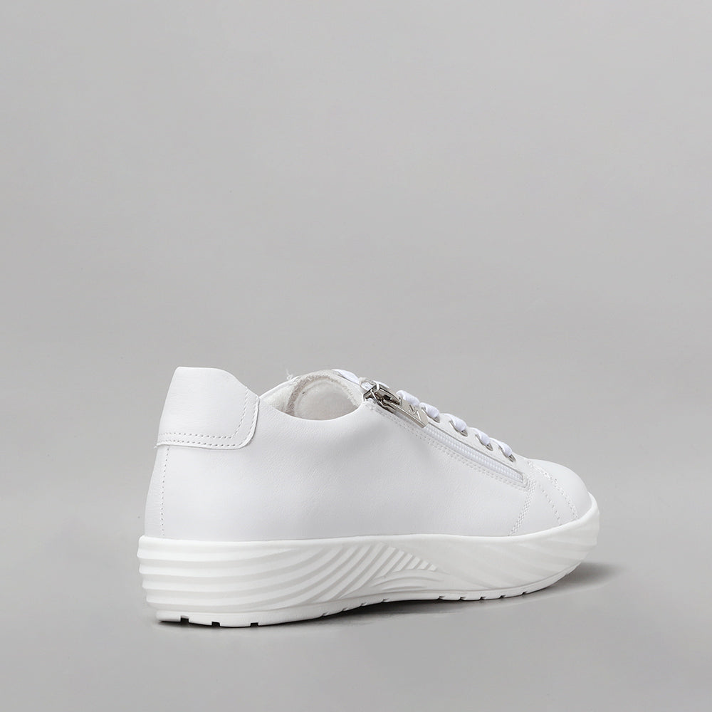 NAKED ARCHES ALIA WHITE Women Sneakers - Zeke Collection NZ