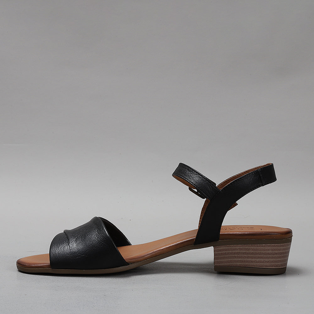 LE SANSA DELTA BLACK Women Sandals - Zeke Collection NZ