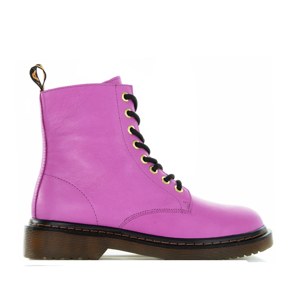 LESANSA DEPTH HOT PINK Women Boots - Zeke Collection NZ