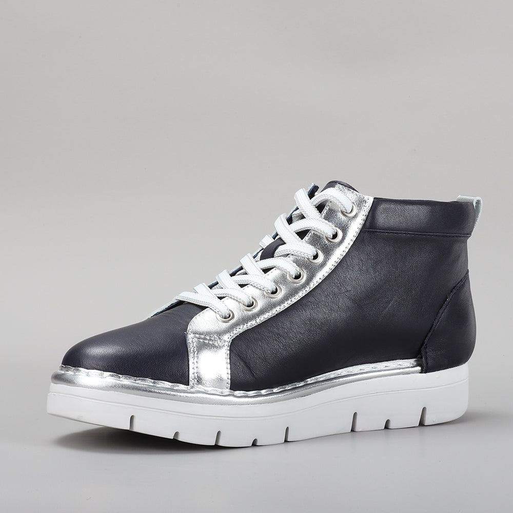 LESANSA BOBBY NAVY SILVER Women Boots - Zeke Collection NZ