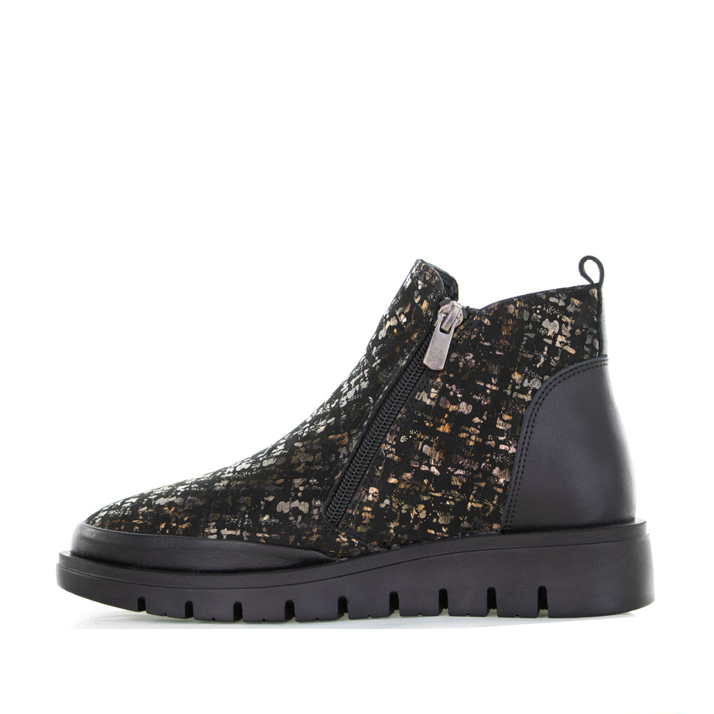 LE SANSA ROLLIE BLACK PRINT Women Boots - Zeke Collection NZ