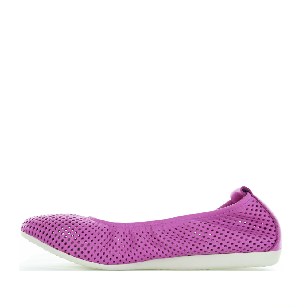 LE SANSA BENZI HOTPINK Women Belle Flats - Zeke Collection NZ