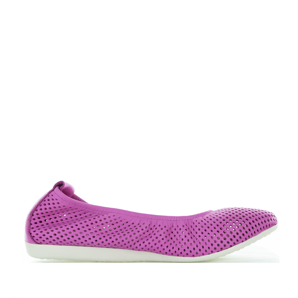 LE SANSA BENZI HOTPINK Women Belle Flats - Zeke Collection NZ