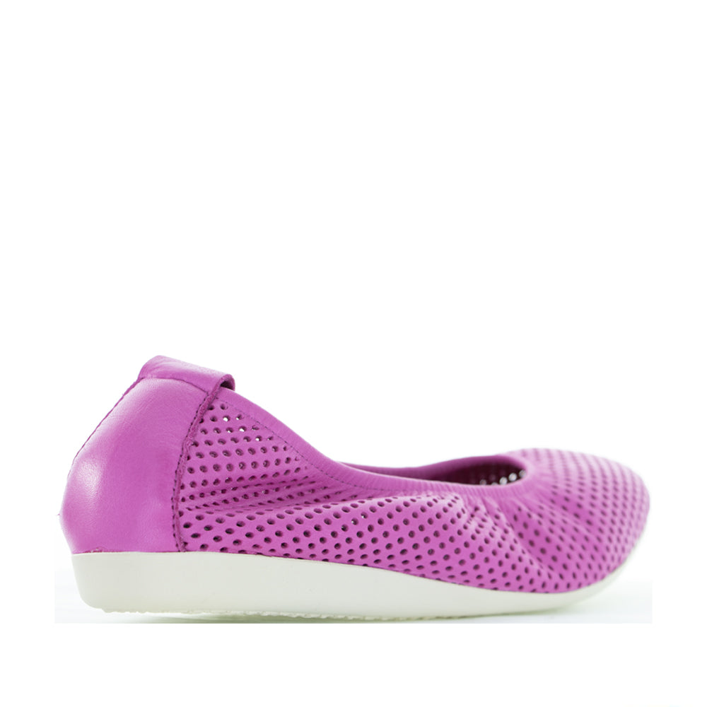 LE SANSA BENZI HOTPINK Women Belle Flats - Zeke Collection NZ