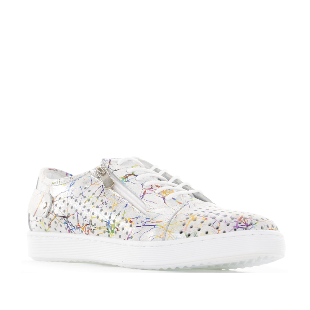 CABELLO EG17 WHITE LIGHTENING Women Sneakers - Zeke Collection NZ