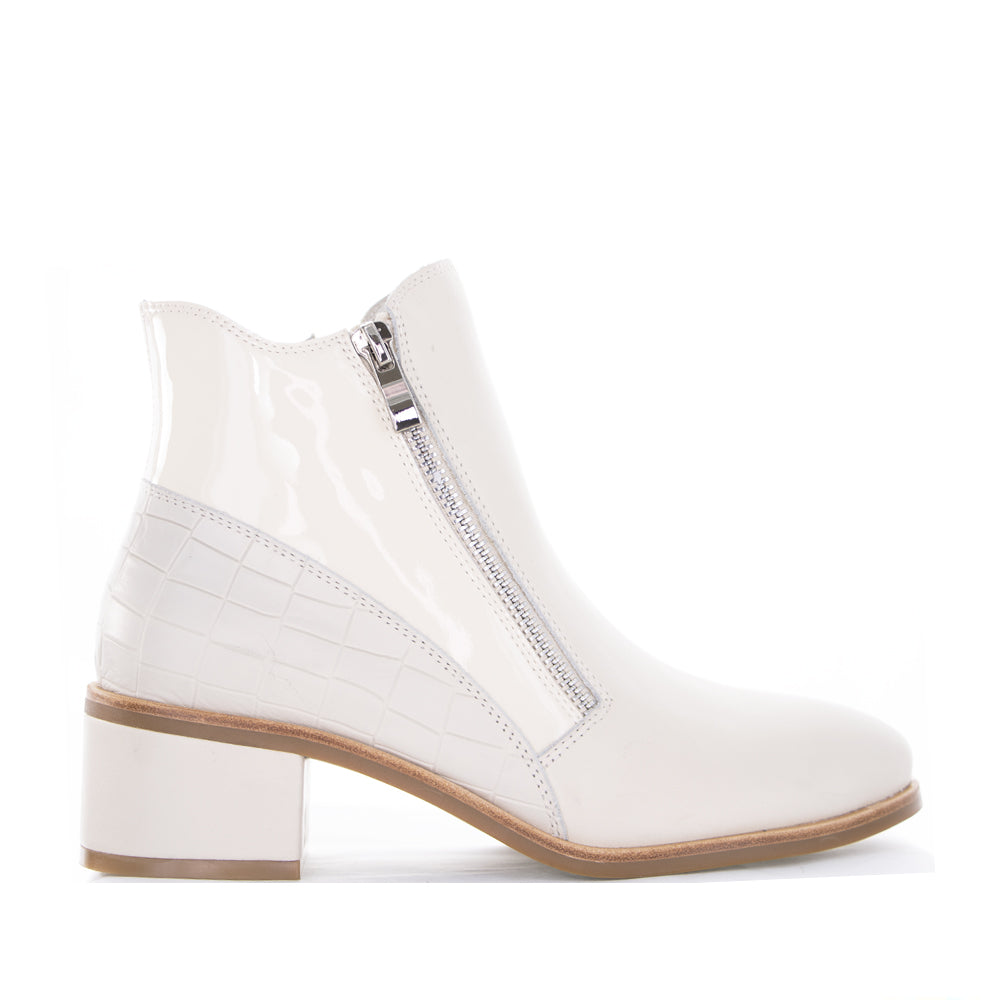 LESANSA REFINE BONE Women Boots - Zeke Collection NZ