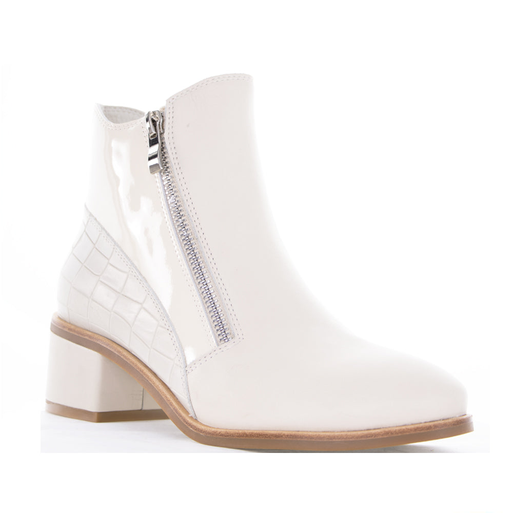 LESANSA REFINE BONE Women Boots - Zeke Collection NZ