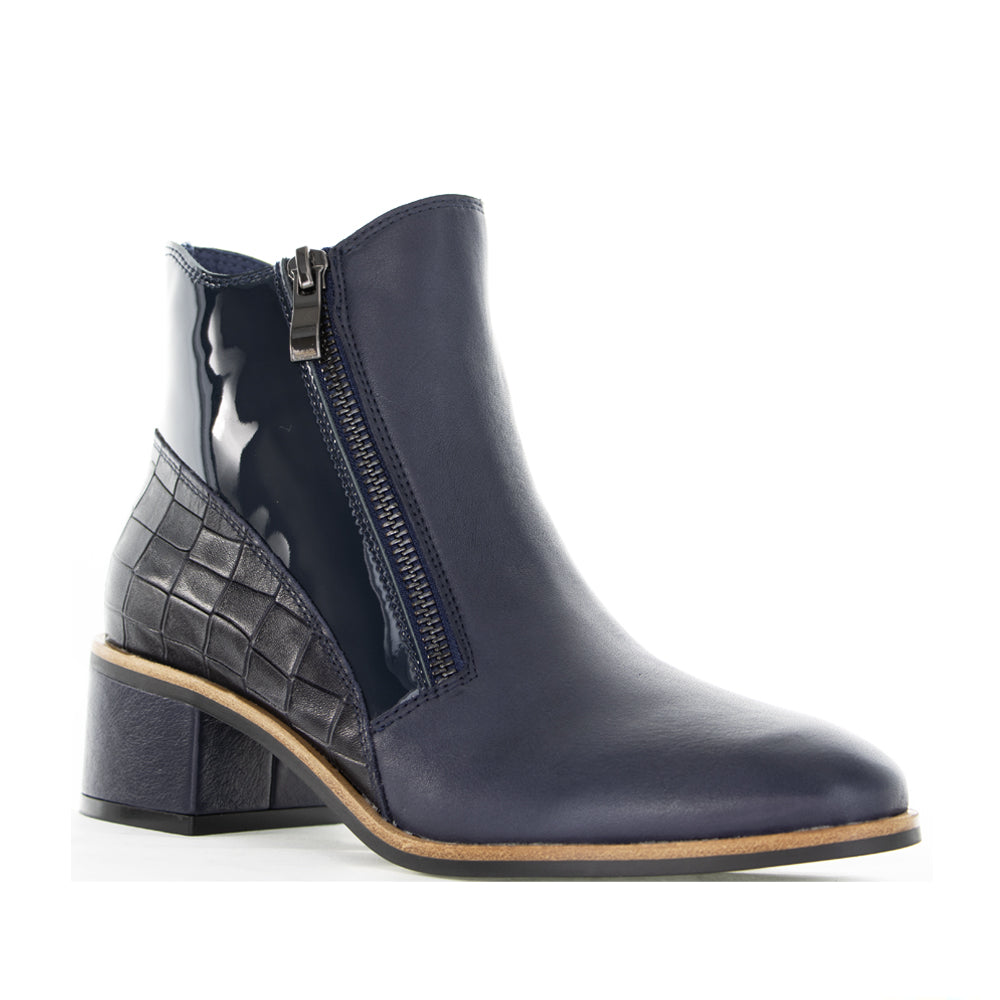 LESANSA REFINE NAVY Women Boots - Zeke Collection NZ