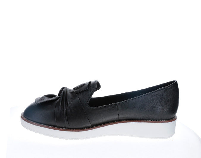 LESANSA ROSIE BLACK Women Slip-ons - Zeke Collection NZ